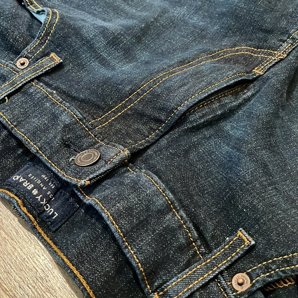 NWOT Lucky Brand Jeans Never Worn Excellent Shape - Picture 4 of 6